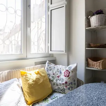 Porta Ticinese Cozy Con Balcone * Milan