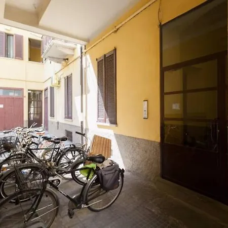 Porta Ticinese Cozy Con Balcone * Milan